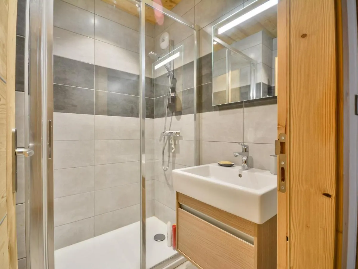 Appartement Confortable 6 Pers Avec Grande Terrasse Et Parking - Proche Pistes Et Navettes Gratuites - Fr-1-684-59 Morzine Apartment